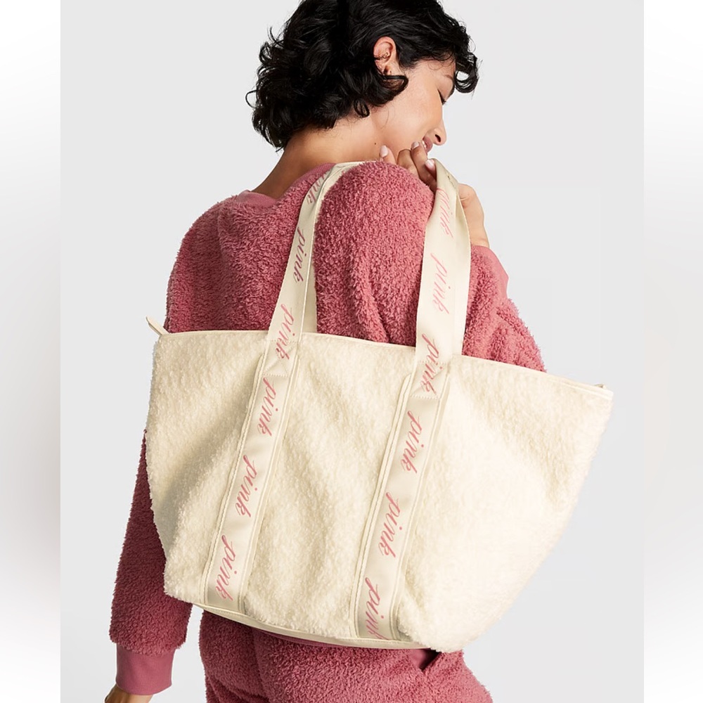 NWT VICTORIA'S SECRET Cozy-Plush Tote Bag NEW